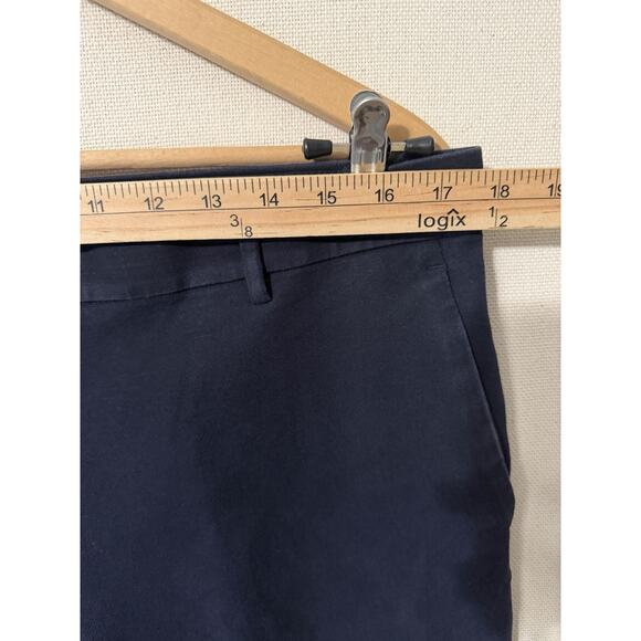 Ann Taylor Women’s Curvy Fit Sz 12 Capri Chino Pants Navy Blue 36x24 - Picture 5 of 12